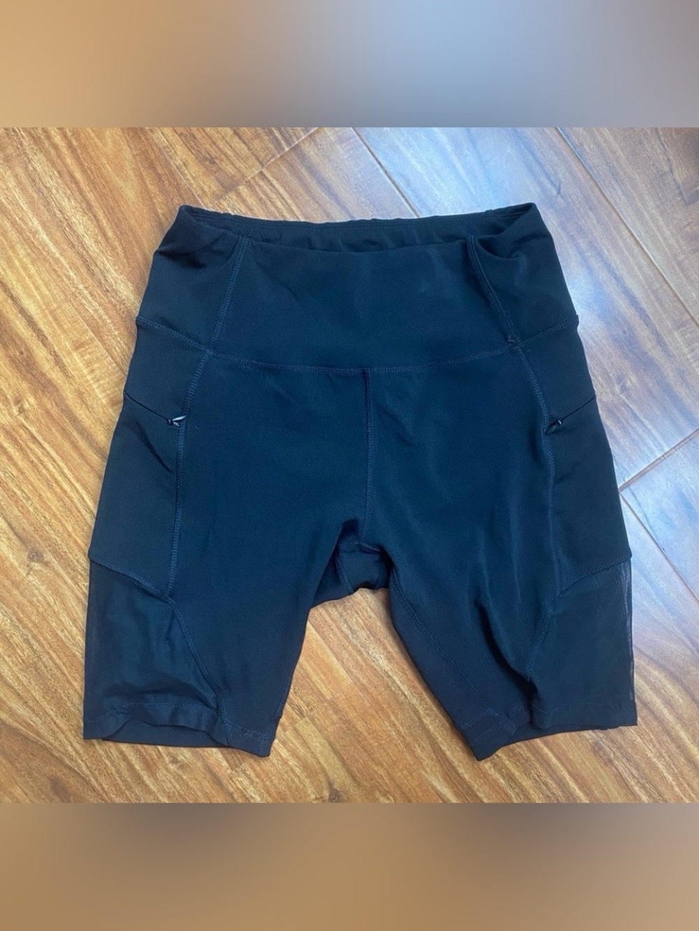 3/$25 Embrace Life Women Athleisure Black Midrise Mesh Pocket Bike Shorts Size M